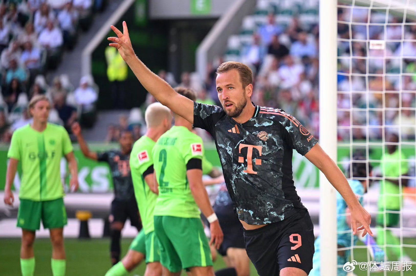 关于拜仁慕尼黑主场大胜沃尔夫斯堡,继续领跑德甲联赛排行榜!的信息 关于拜仁慕尼黑主场大胜沃尔夫斯堡,继续领跑德甲联赛排行榜!的信息