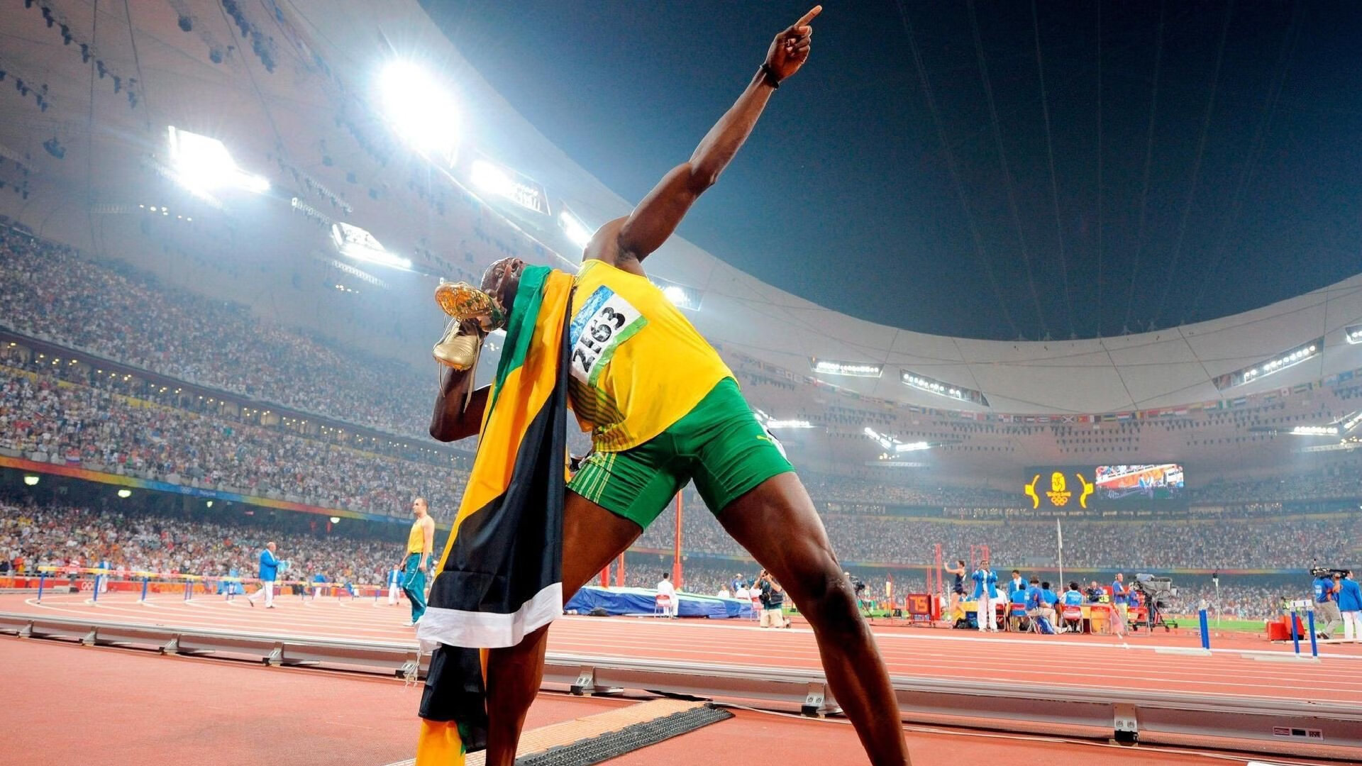 欧冠半决赛之夜，范弗利特打出统治级数据，诠释何为唯一性