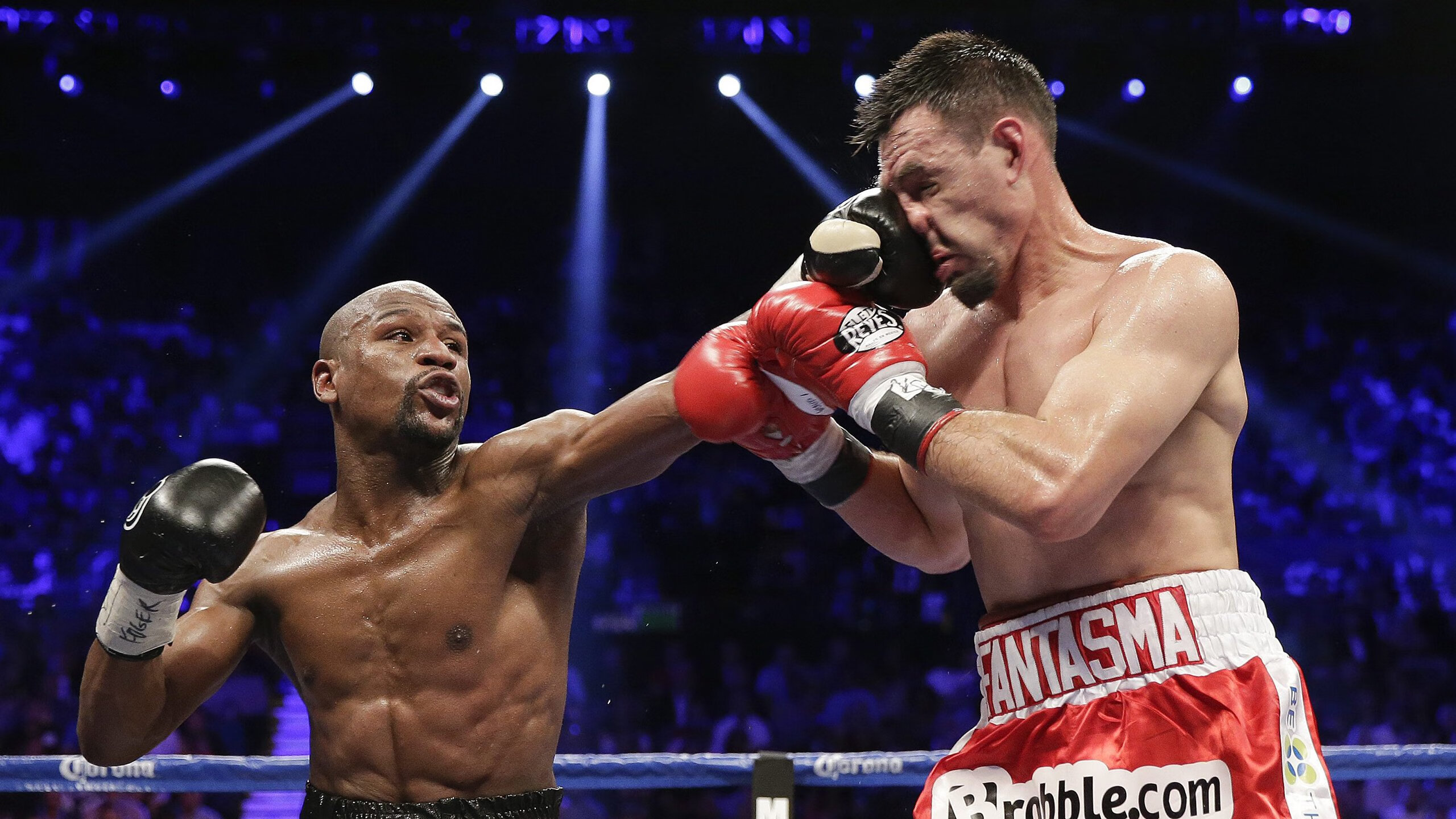 威廉姆斯完胜红牛二队，塞恩斯状态火热预示F1格局生变？